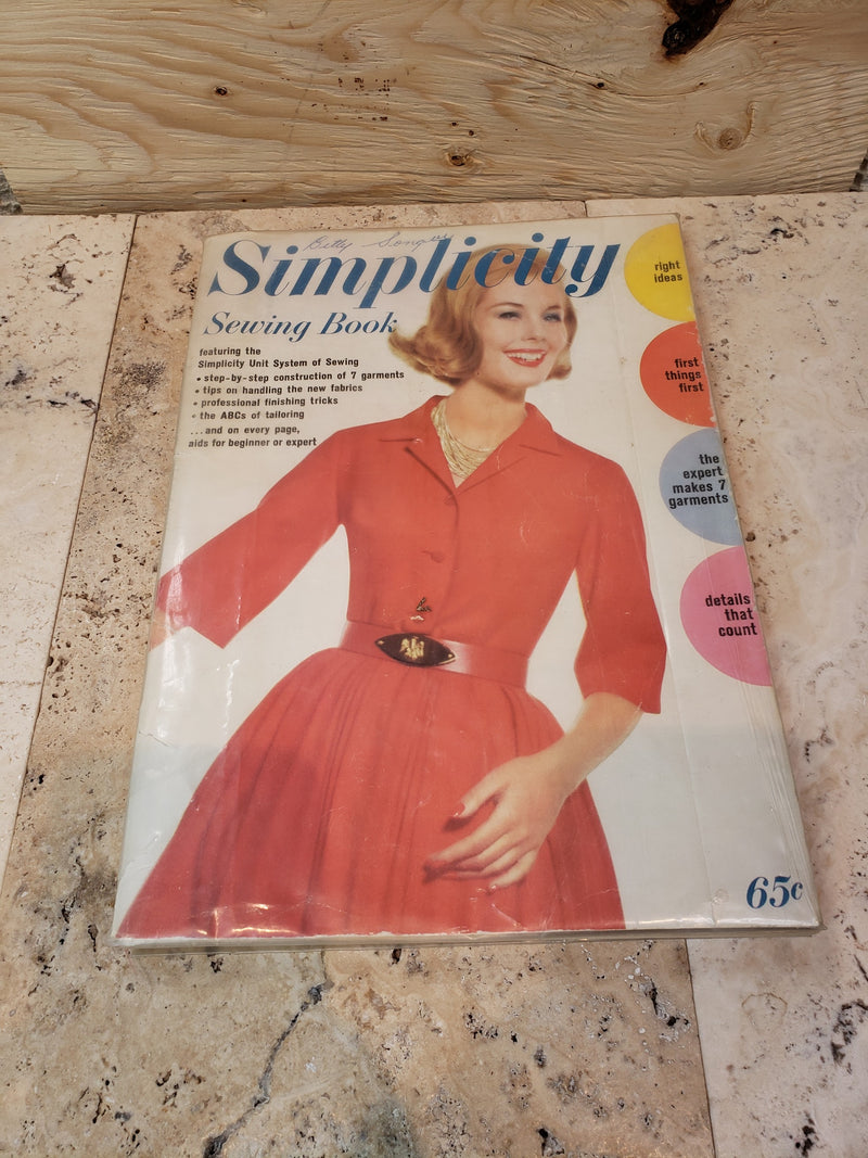 1962 Simplicity Sewing book