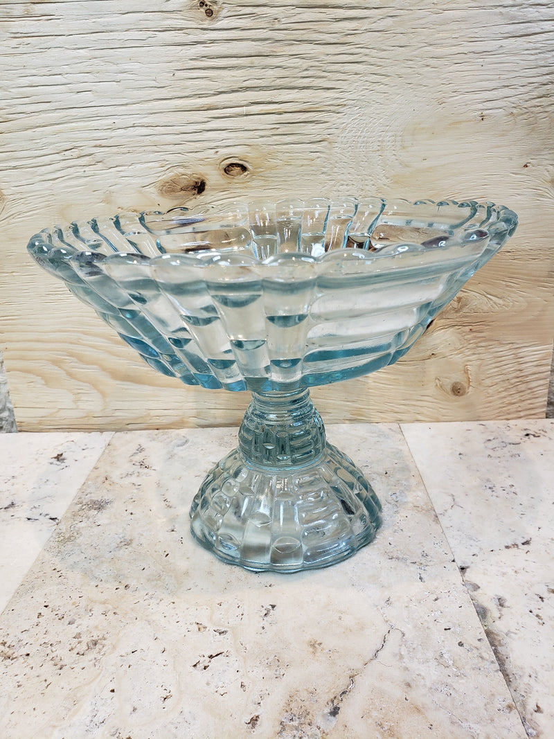 Jeannette Glass Co. Footed Fruit Bowl in Louisa pattern
