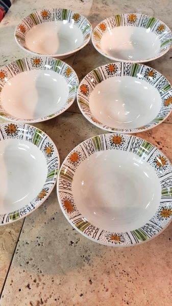 Broadhurst Ironstone Capri Pattern Cereal Bowls