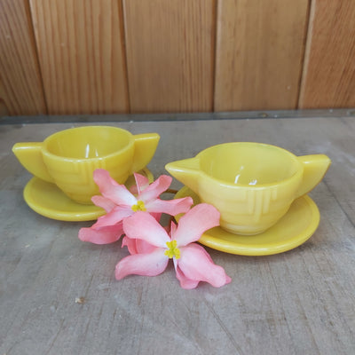 Vintage 1940's Akro Glass Yellow Dart Cream and Sugar with Saucers