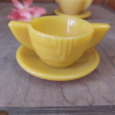 Vintage 1940's Akro Glass Yellow Dart Cream and Sugar with Saucers